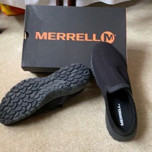 Merrill Bora Slide Vent, blackout color